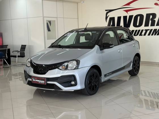 TOYOTA ETIOS 1.5 X PLUS 16V FLEX 4P AUTOMÁTICO TOYOTA ETIOS 1.5 X PLUS 16V FLEX 4P AUTOMÁTICO